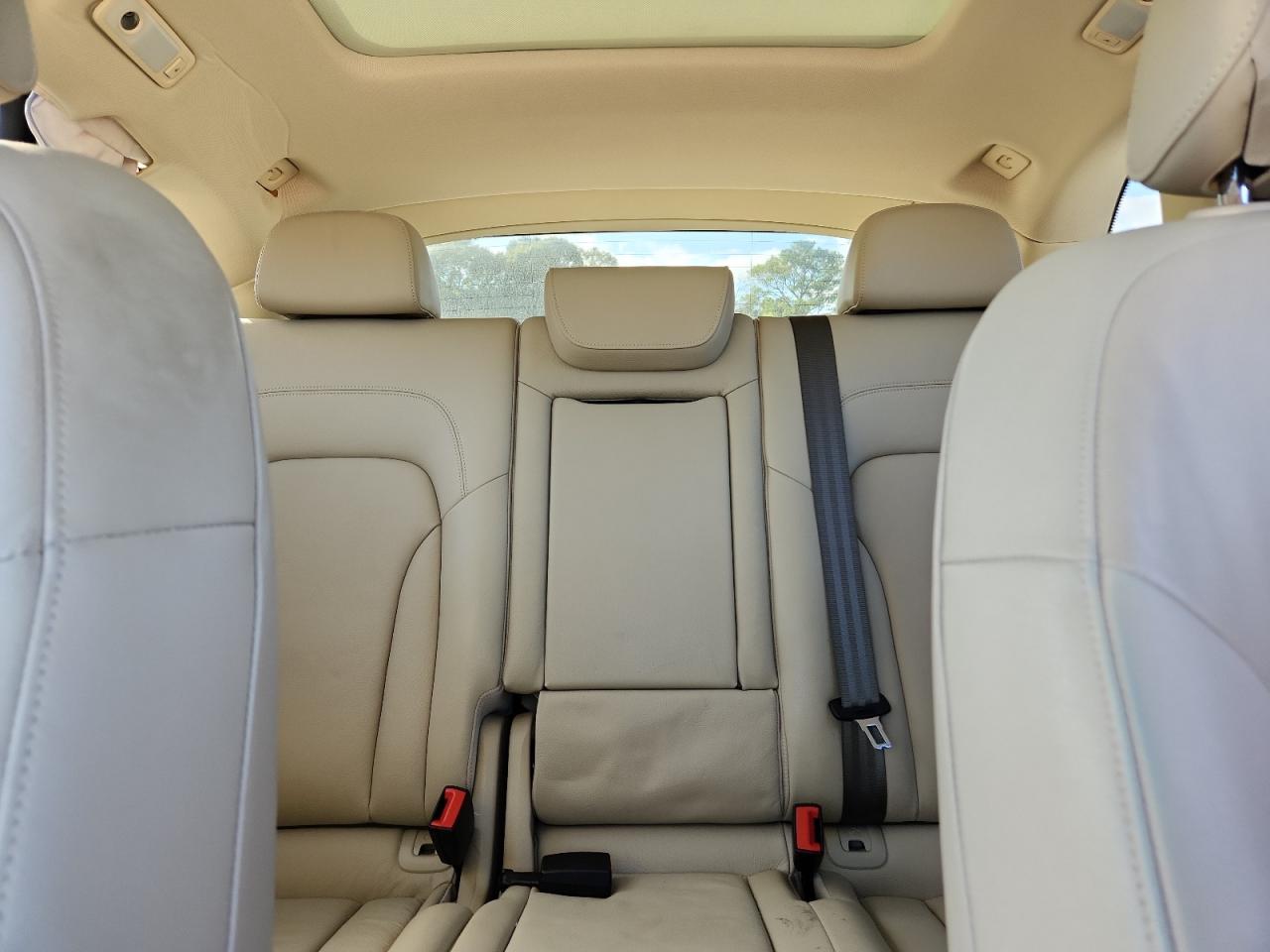 AUDI Q5 PREMIUM PLUS