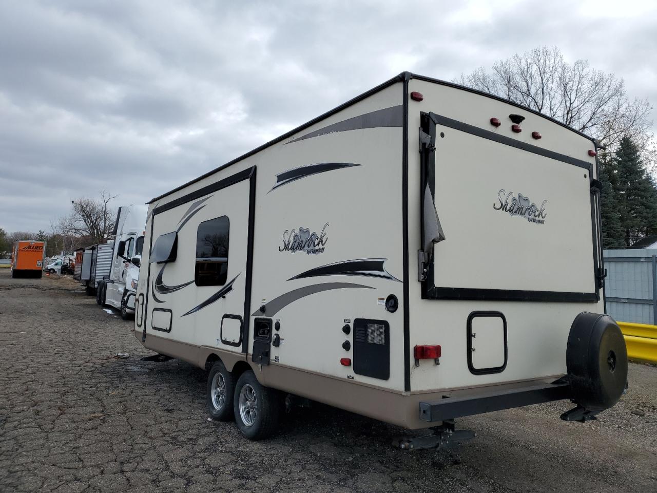 Lot #3301629626 2017 FLAG STAFF 23IKSS