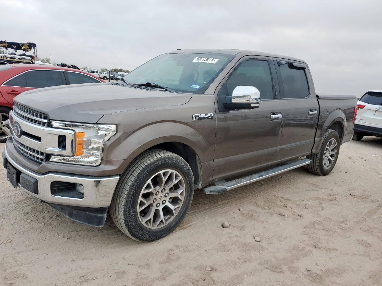 FORD F-150 SUPERCREW