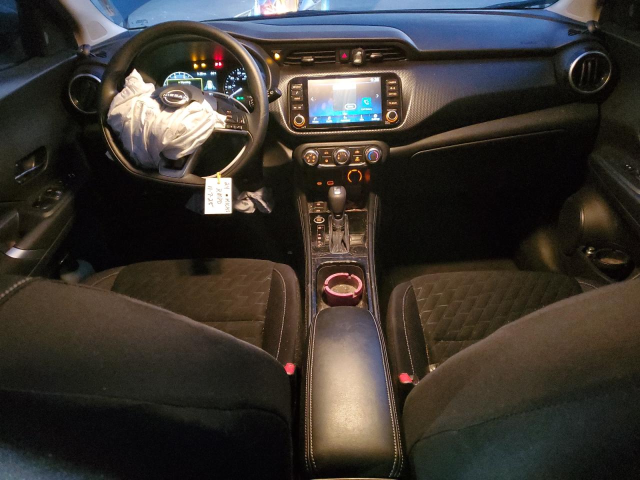 NISSAN KICKS SV
