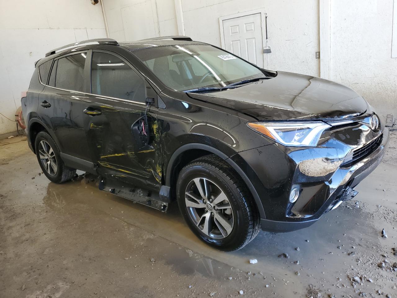 TOYOTA RAV4 ADVENTURE