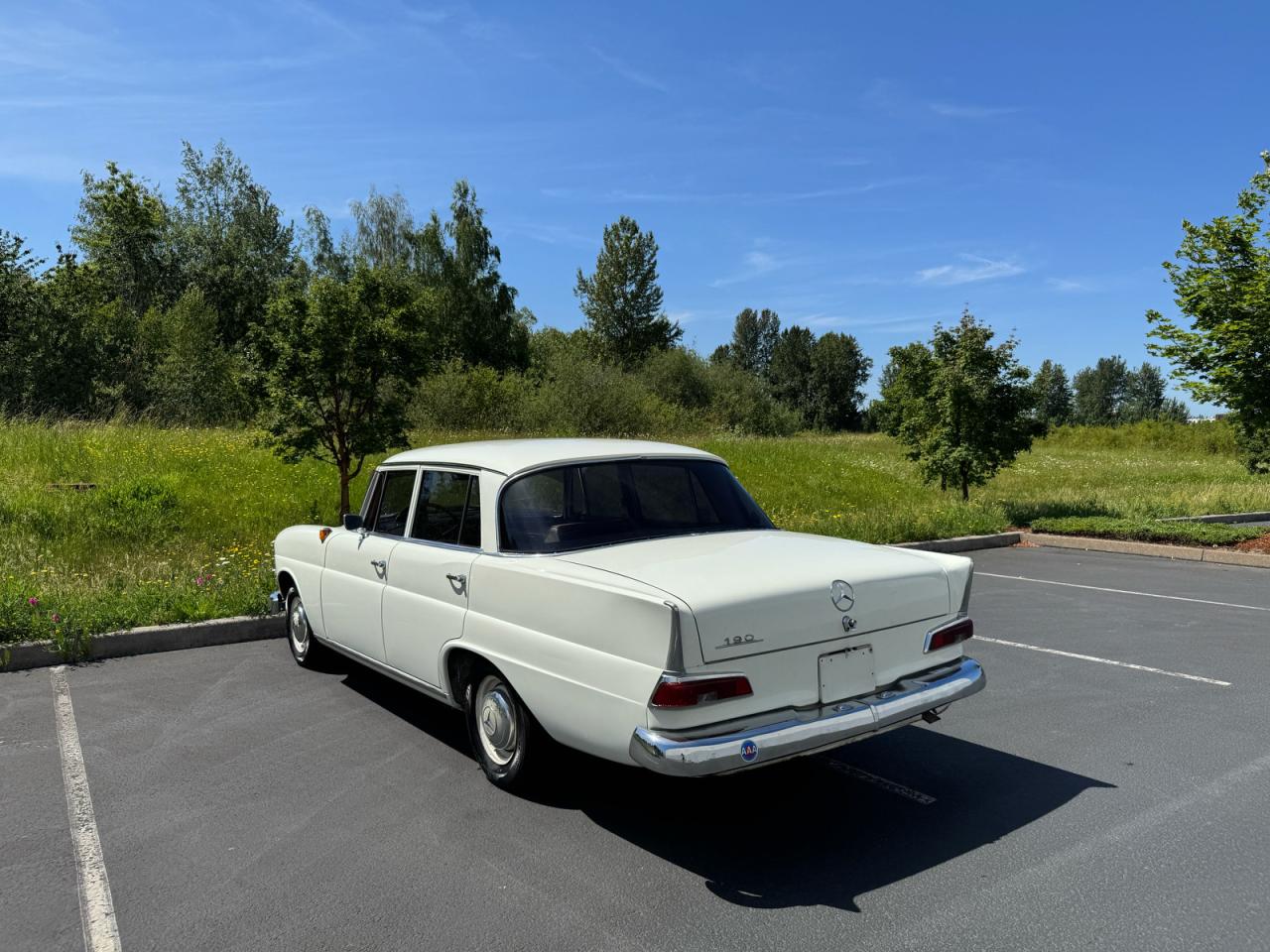 Lot #3296212429 1965 MERCEDES-BENZ 190