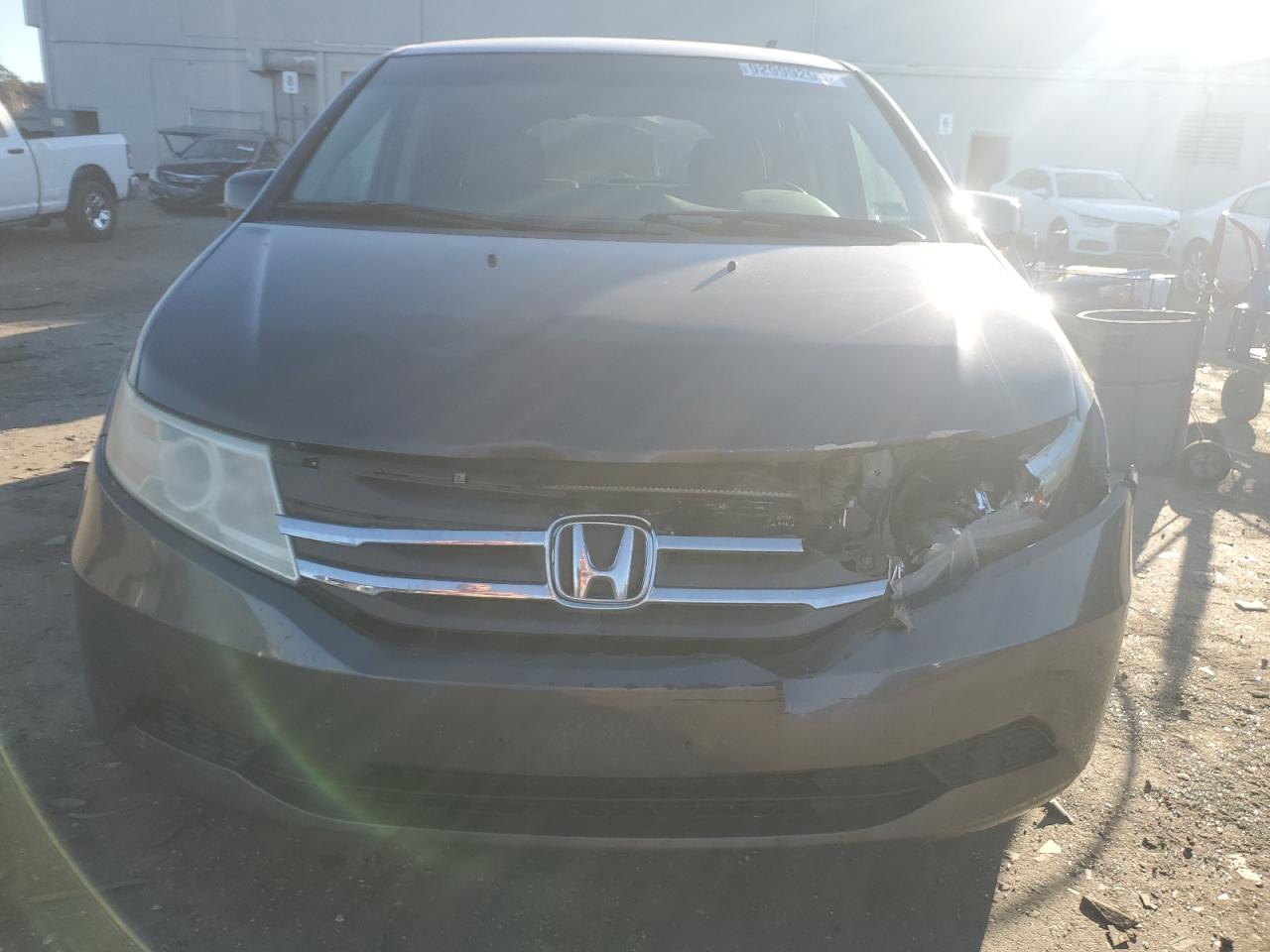 Lot #3297163522 2012 HONDA ODYSSEY EX