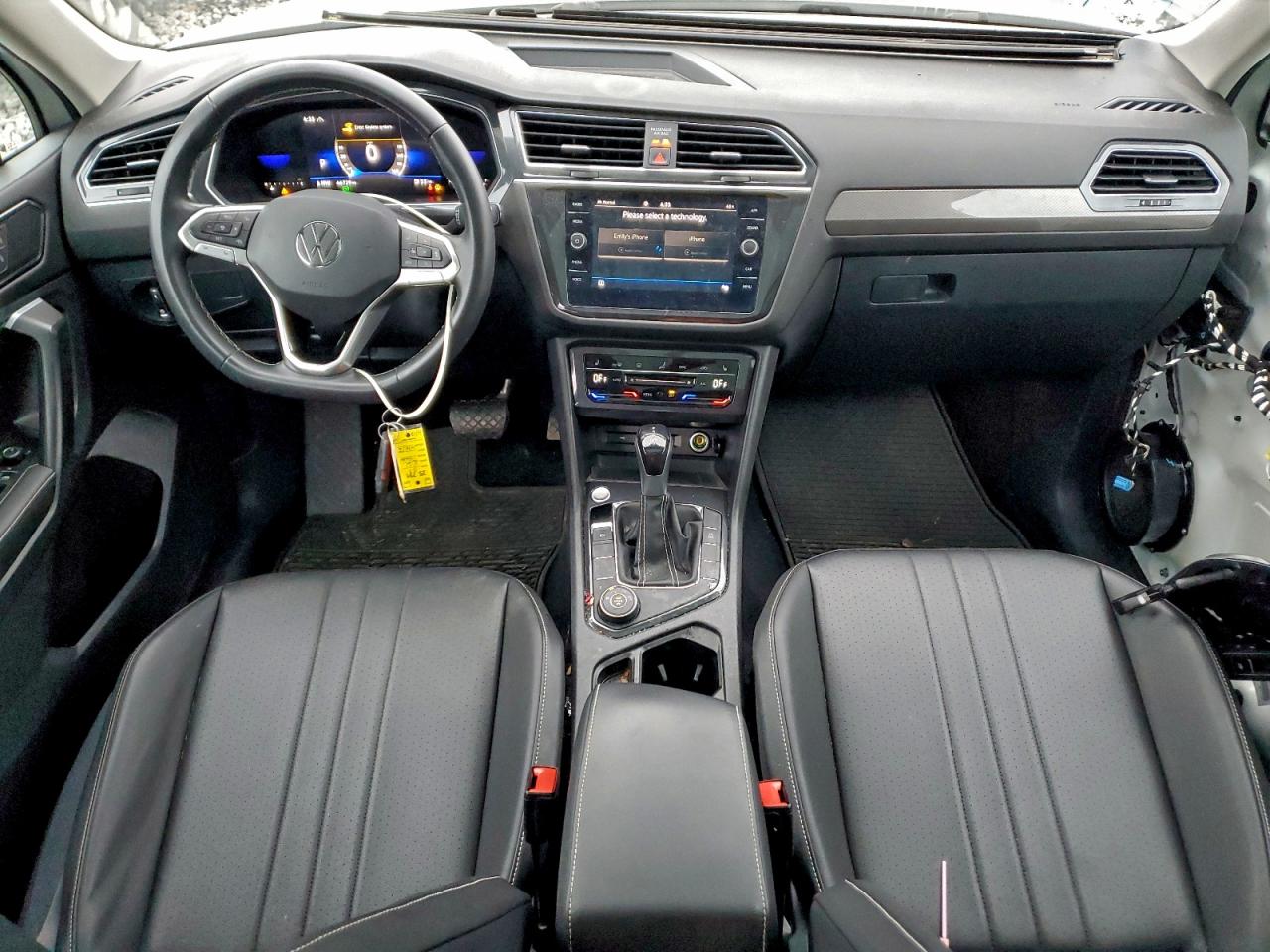 VOLKSWAGEN TIGUAN SE