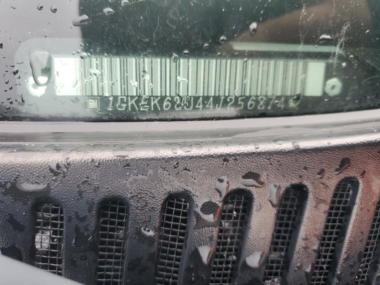 Lot #3290181208 2004 GMC YUKON DENA