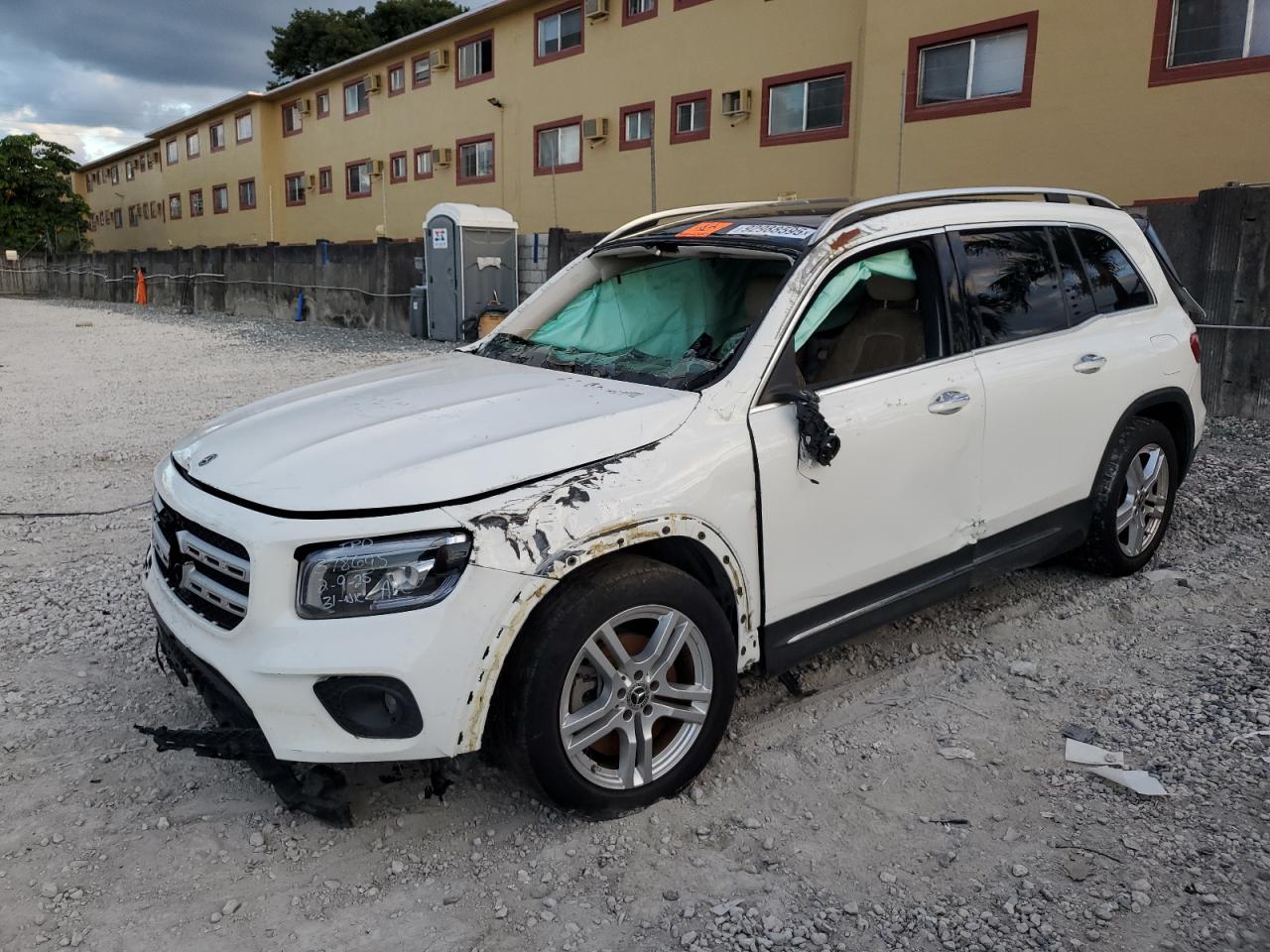 Lot #3303577939 2020 MERCEDES-BENZ GLB 250 4M