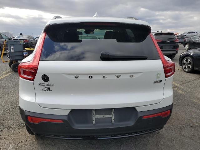 2023 VOLVO XC40 PLUS #3304670918
