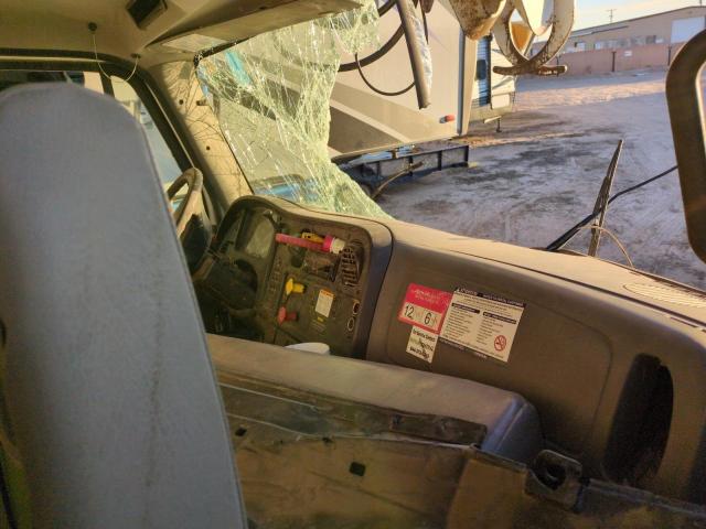 2016 FREIGHTLINER M2 106 MED #3285906565