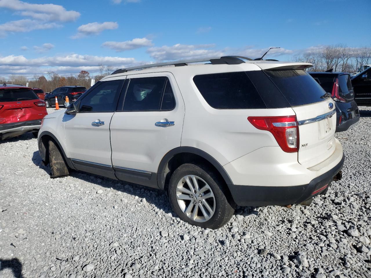 FORD EXPLORER XLT