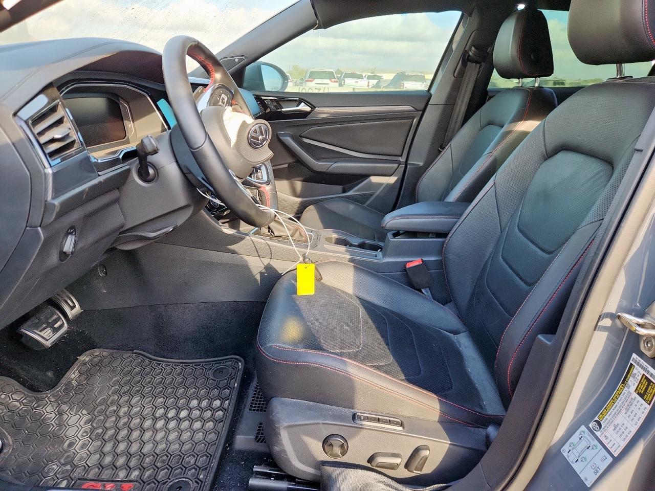 VOLKSWAGEN JETTA GLI