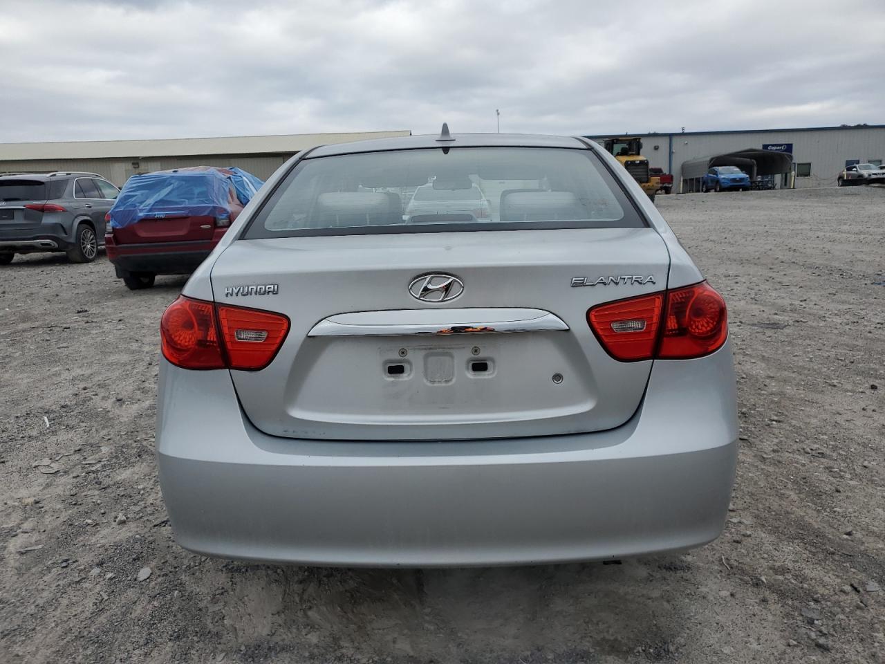 HYUNDAI ELANTRA BLUE