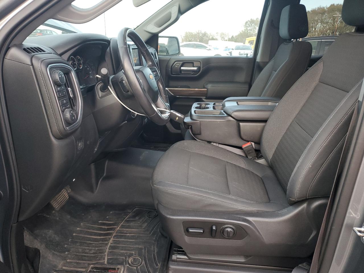 CHEVROLET SILVERADO K1500 LT