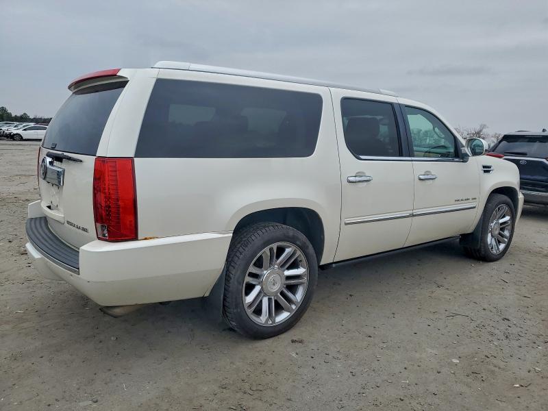 2011 CADILLAC ESCALADE E #3294361899