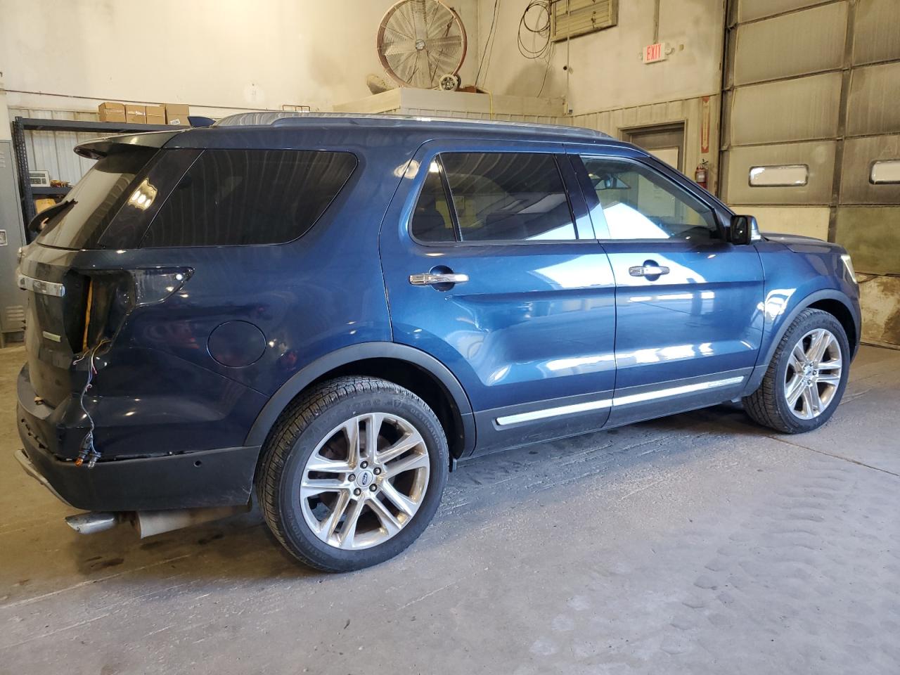 FORD EXPLORER LIMITED