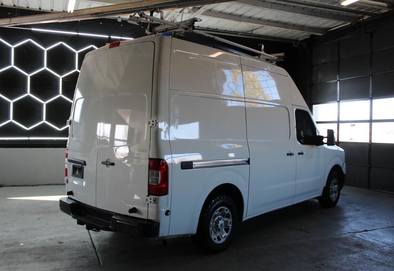 NISSAN NV2500 2500 SV