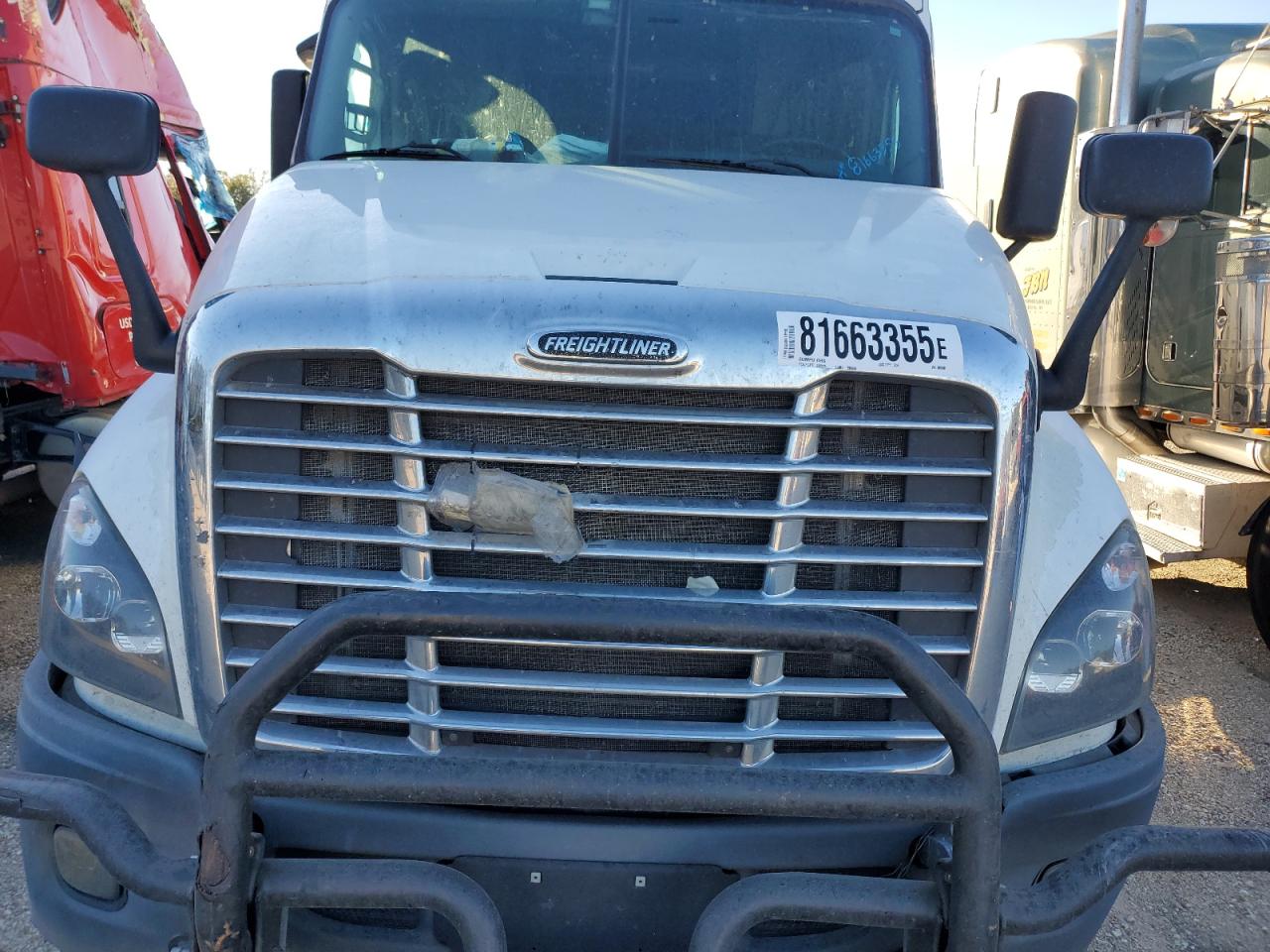 Lot #3284763533 2017 FREIGHTLINER CASCADIA 1