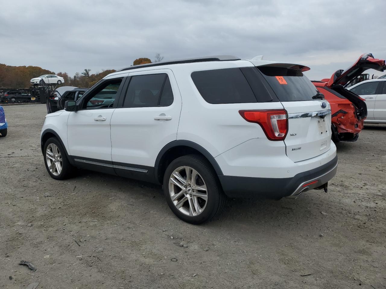 FORD EXPLORER XLT