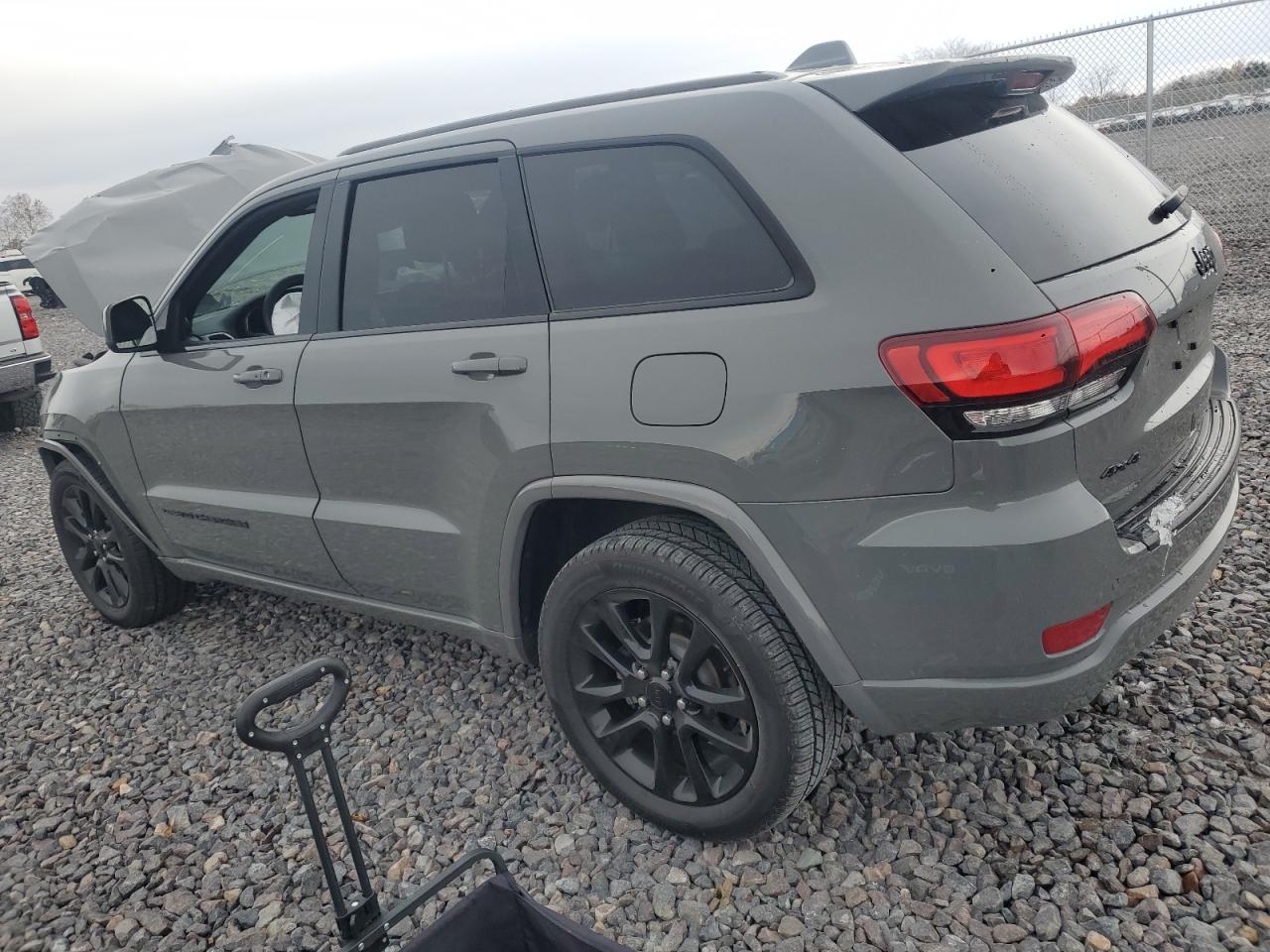 JEEP GRAND CHEROKEE LAREDO