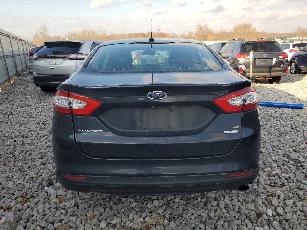 FORD FUSION SE