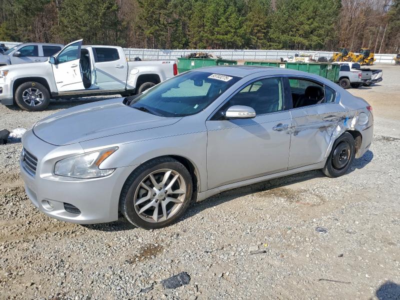 Global Auto Auctions: 2010 NISSAN MAXIMA S