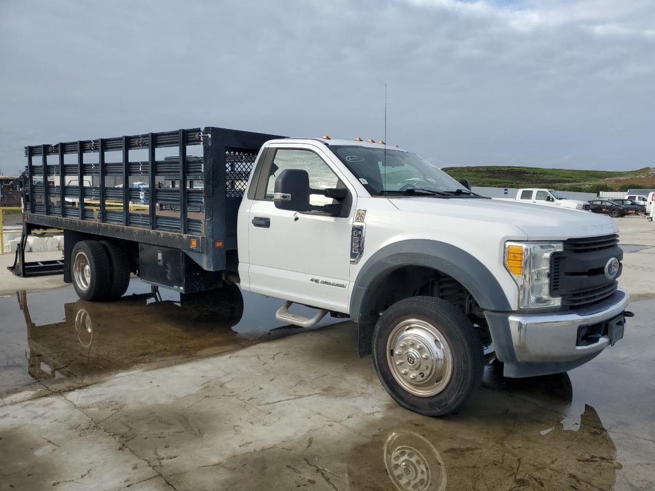 FORD F-550 SUPER DUTY