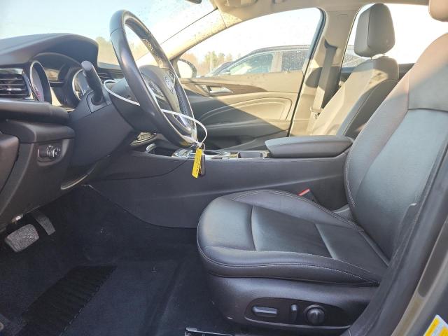 2018 BUICK REGAL ESSE - W04GP6SX7J1125980