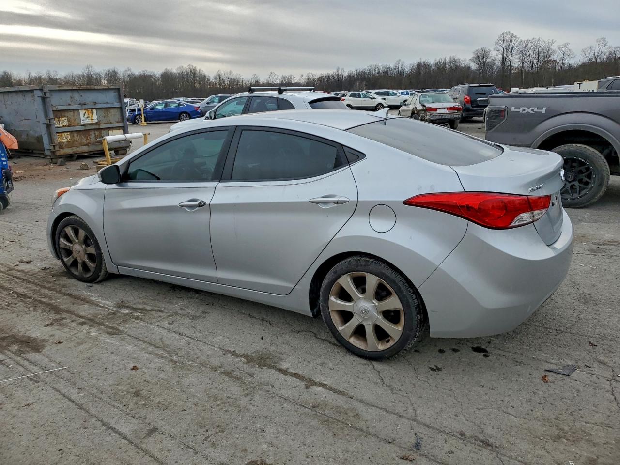 HYUNDAI ELANTRA GLS