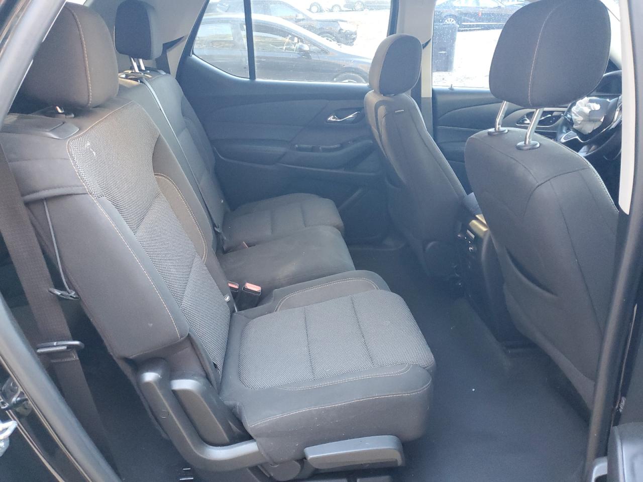 CHEVROLET TRAVERSE LS