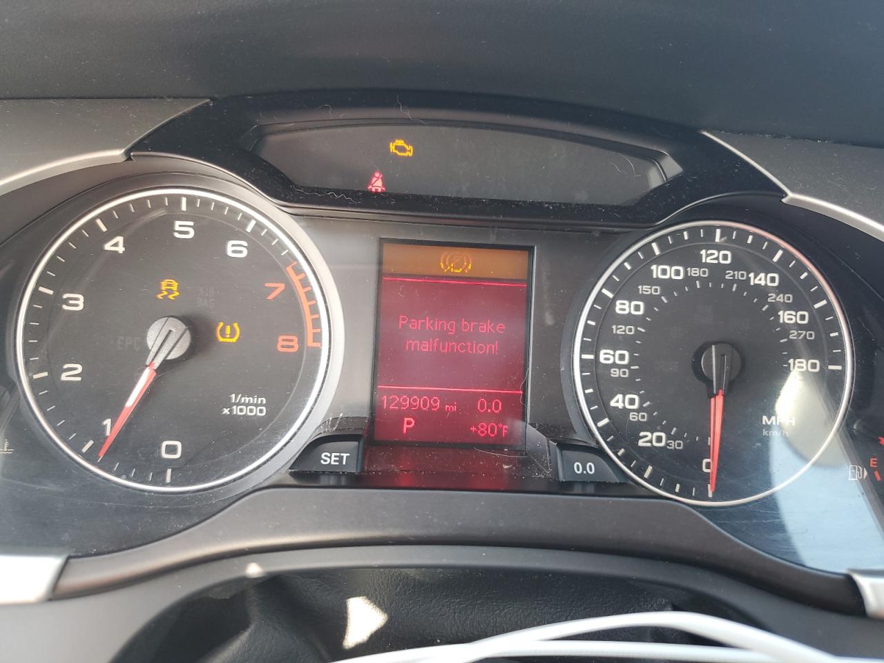 AUDI A4 PREMIUM PLUS