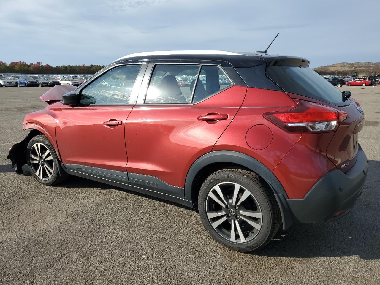 NISSAN KICKS SV