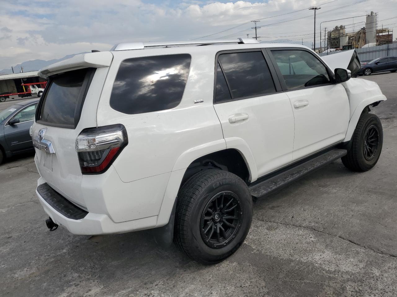 TOYOTA 4RUNNER SR5/SR5 PREMIUM