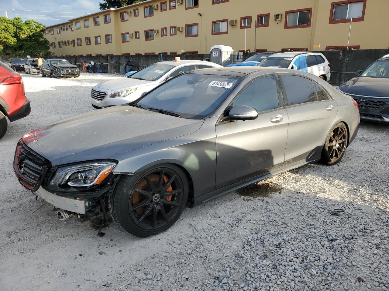 MERCEDES-BENZ S-CLASS 560