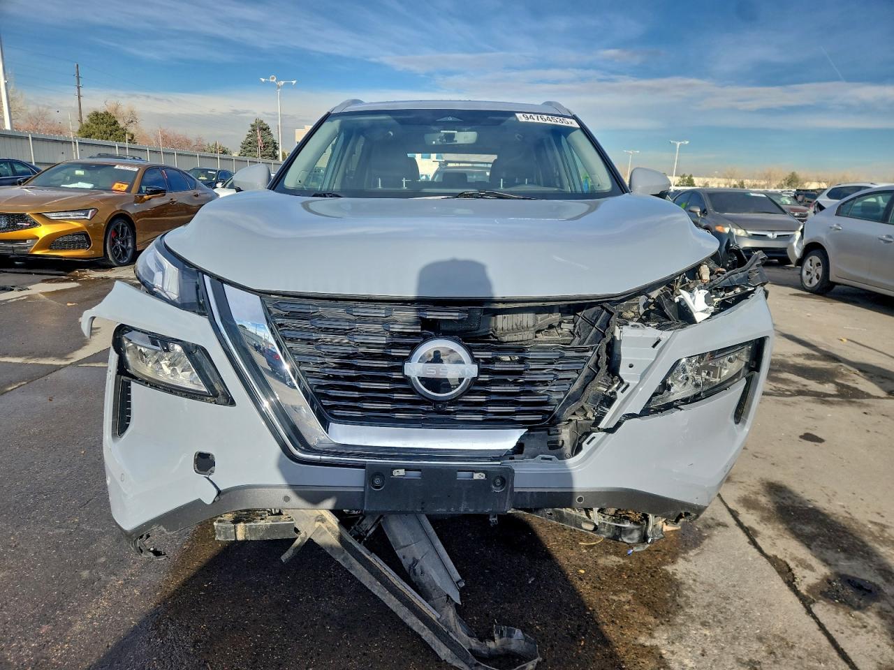 NISSAN ROGUE PLATINUM