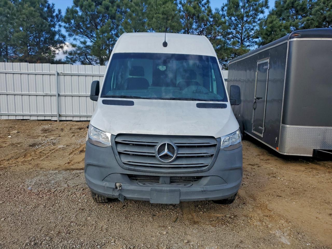MERCEDES-BENZ SPRINTER 2500