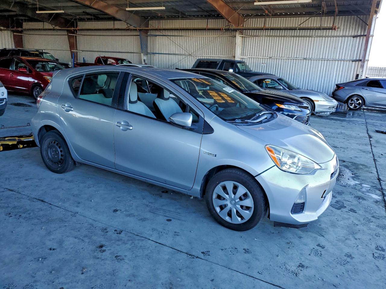 TOYOTA PRIUS C