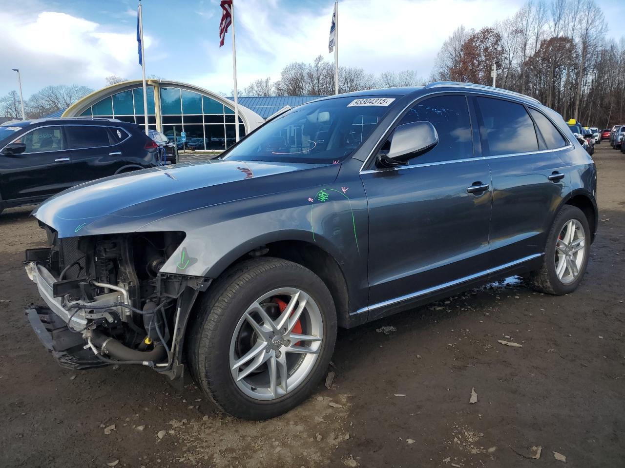 AUDI Q5 PREMIUM PLUS