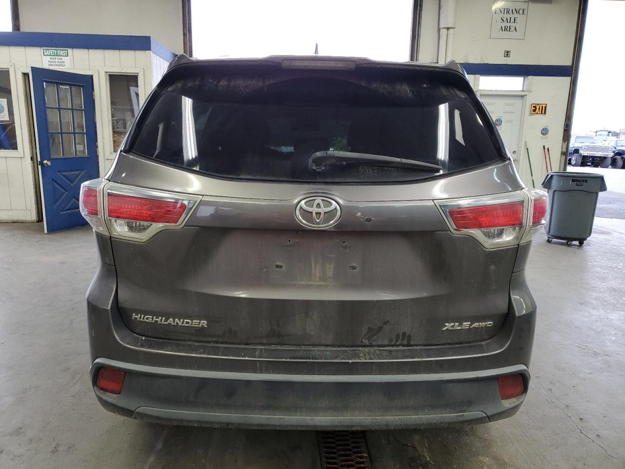 TOYOTA HIGHLANDER XLE