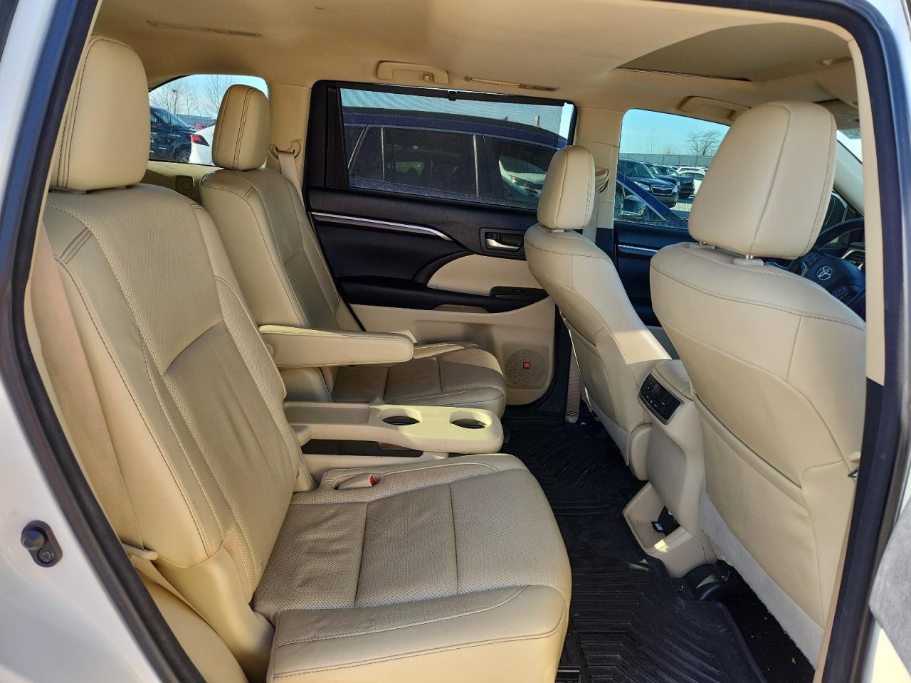 TOYOTA HIGHLANDER LIMITED