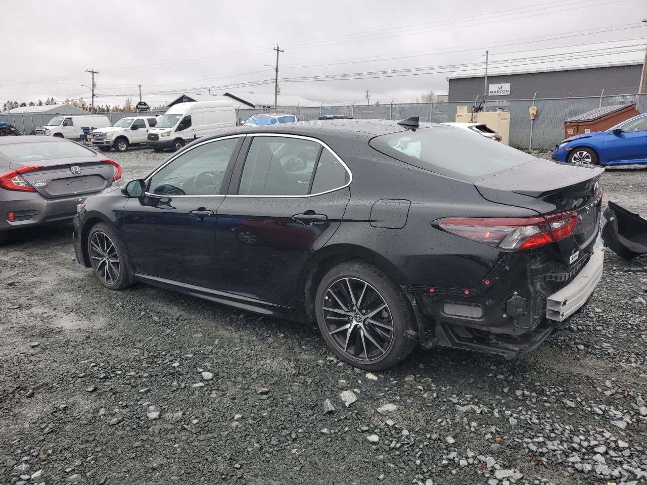 TOYOTA CAMRY SE NIGHT SHADE