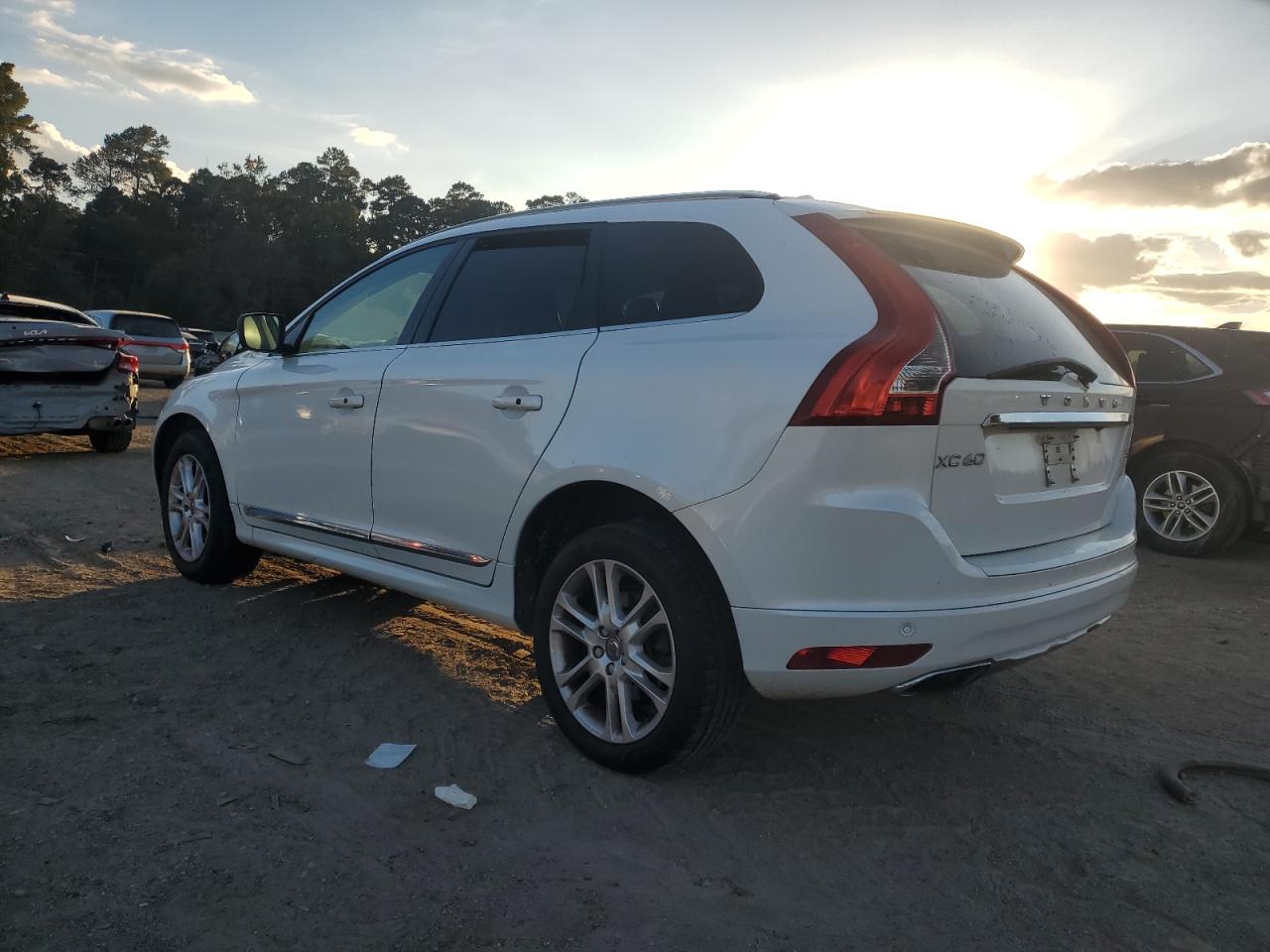 VOLVO XC60 T5 PREMIER