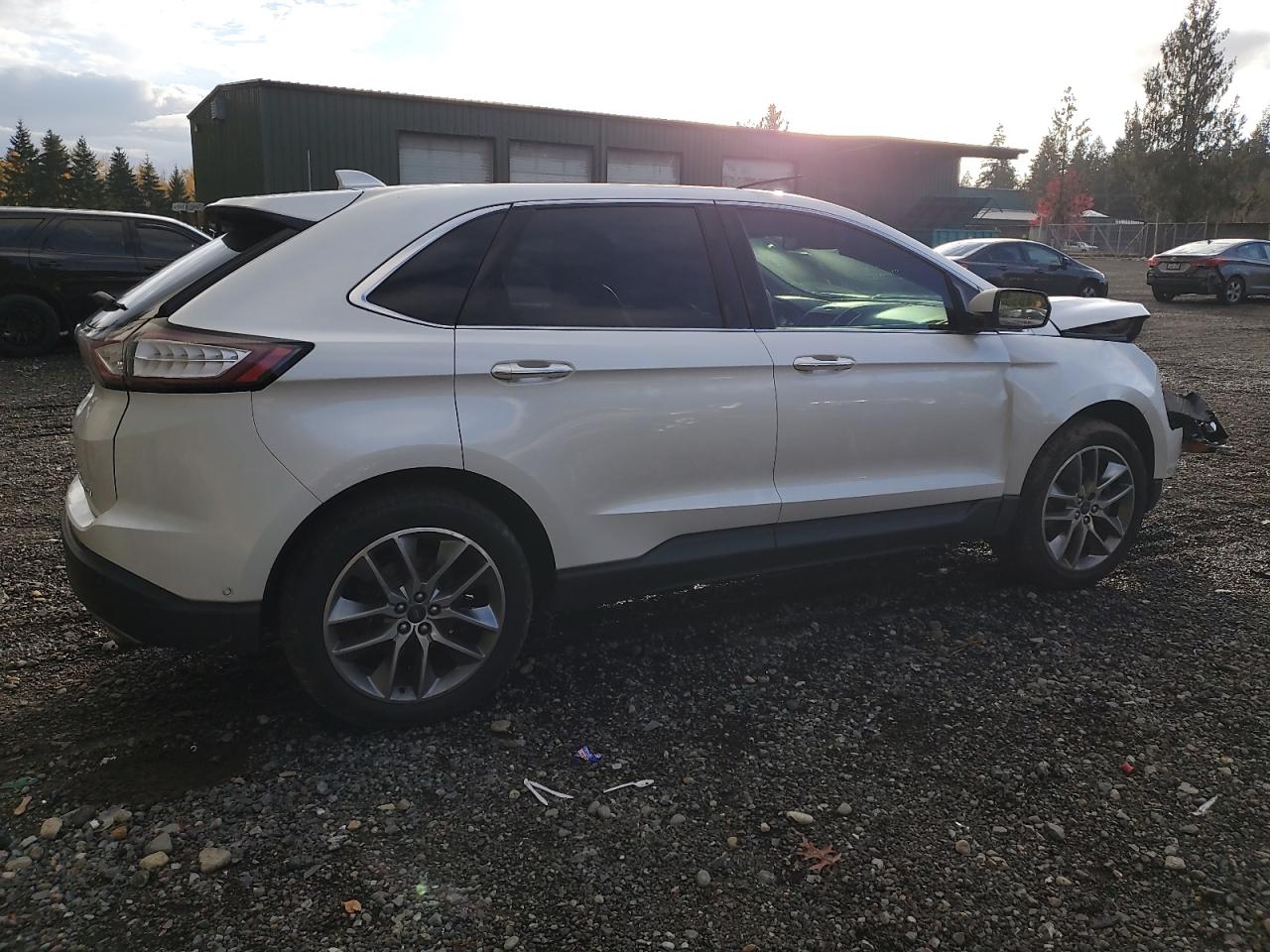 FORD EDGE TITANIUM