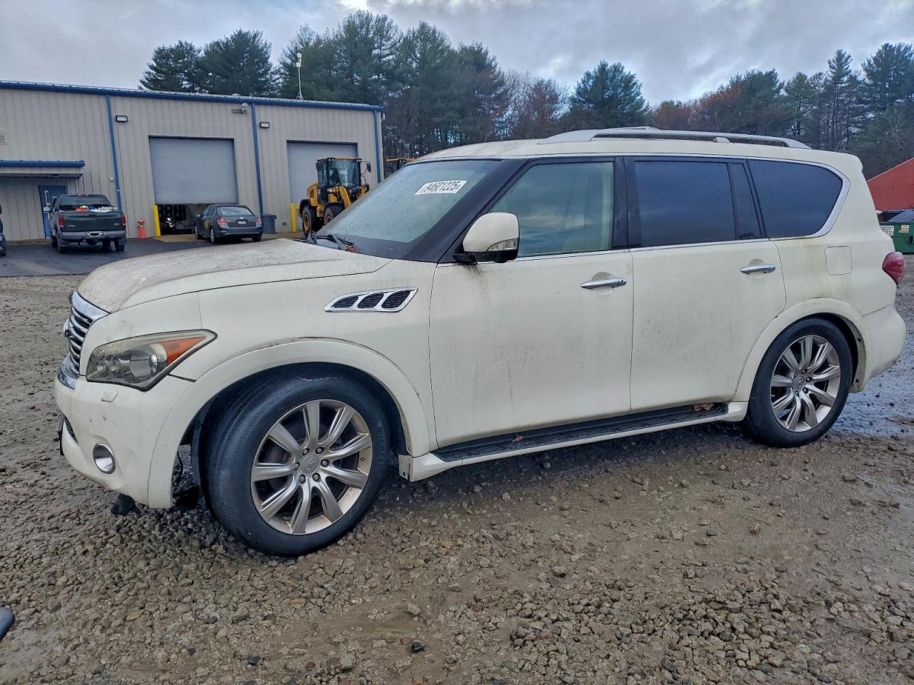 INFINITI QX56