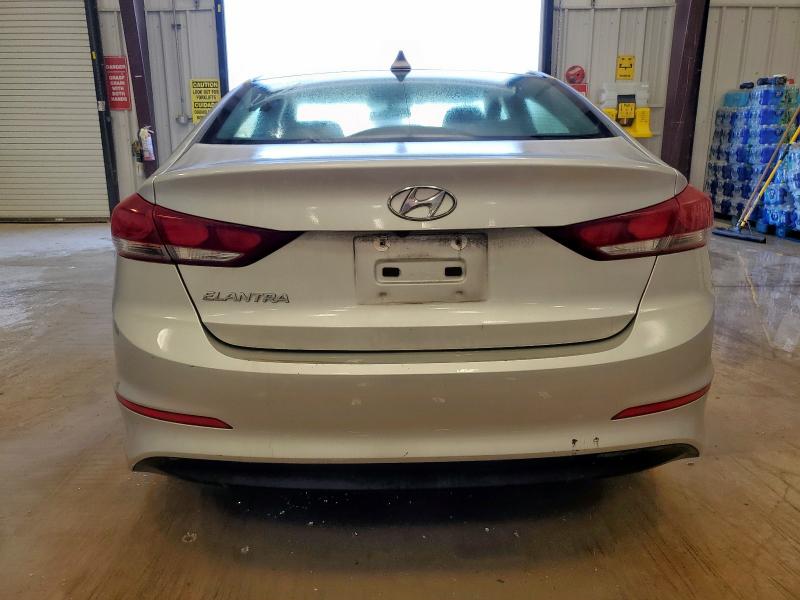 2018 HYUNDAI ELANTRA SE #3302684999