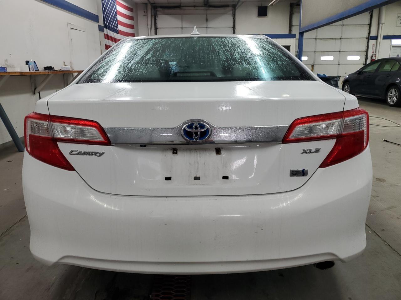 Lot #3317083985 2012 TOYOTA CAMRY HYBR