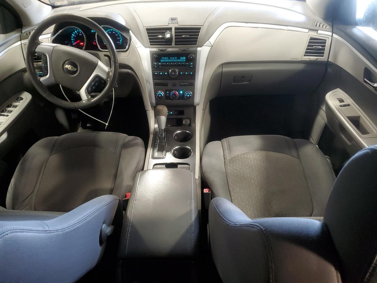 CHEVROLET TRAVERSE LS