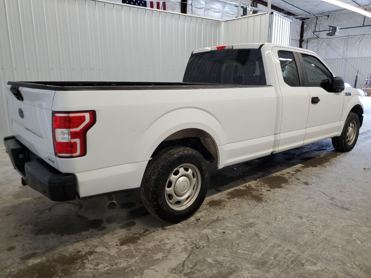 FORD F-150 SUPER CAB