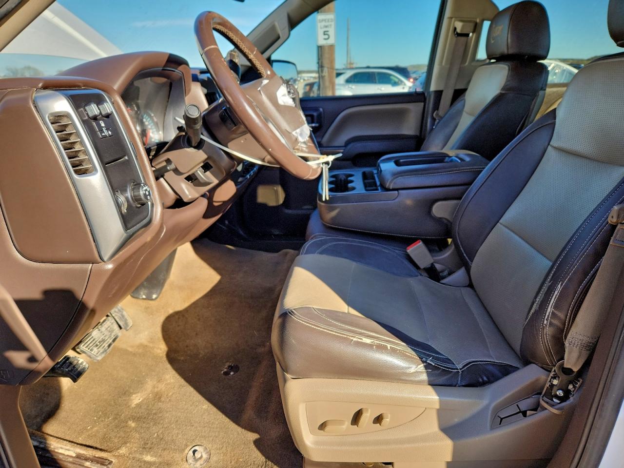 CHEVROLET SILVERADO C1500 LT