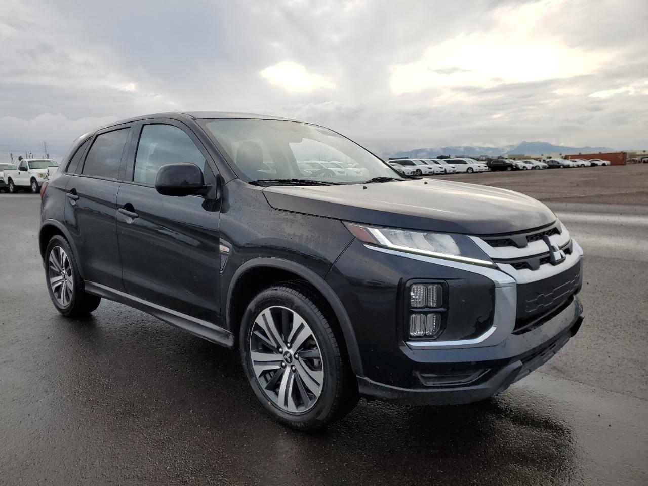 MITSUBISHI OUTLANDER ES