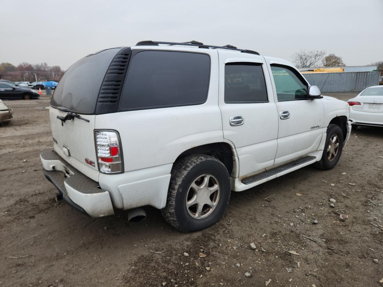 Lot #3303689043 2001 GMC YUKON DENALI