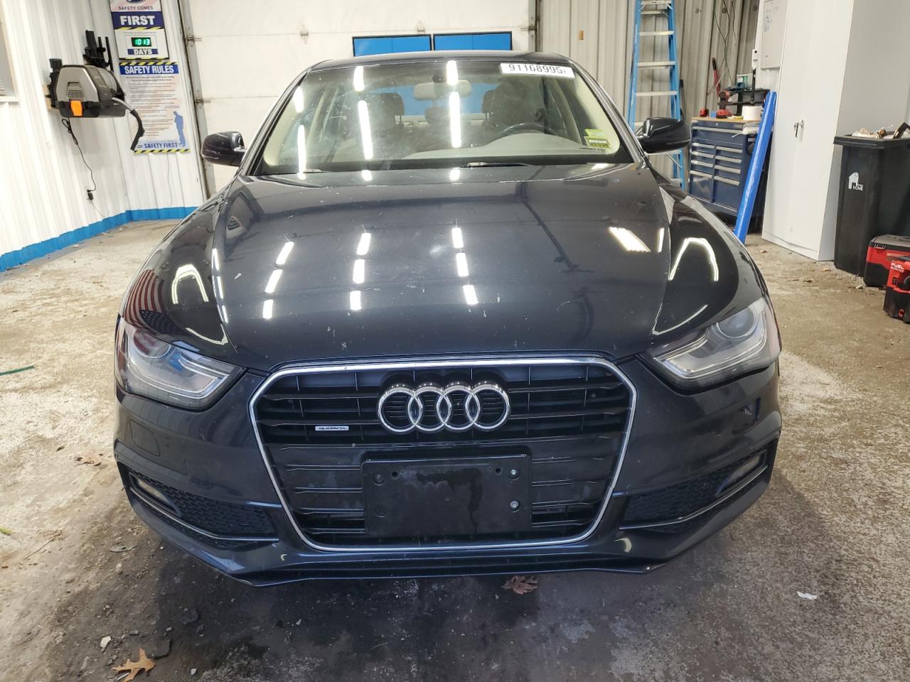 AUDI A4 PREMIUM S-LINE